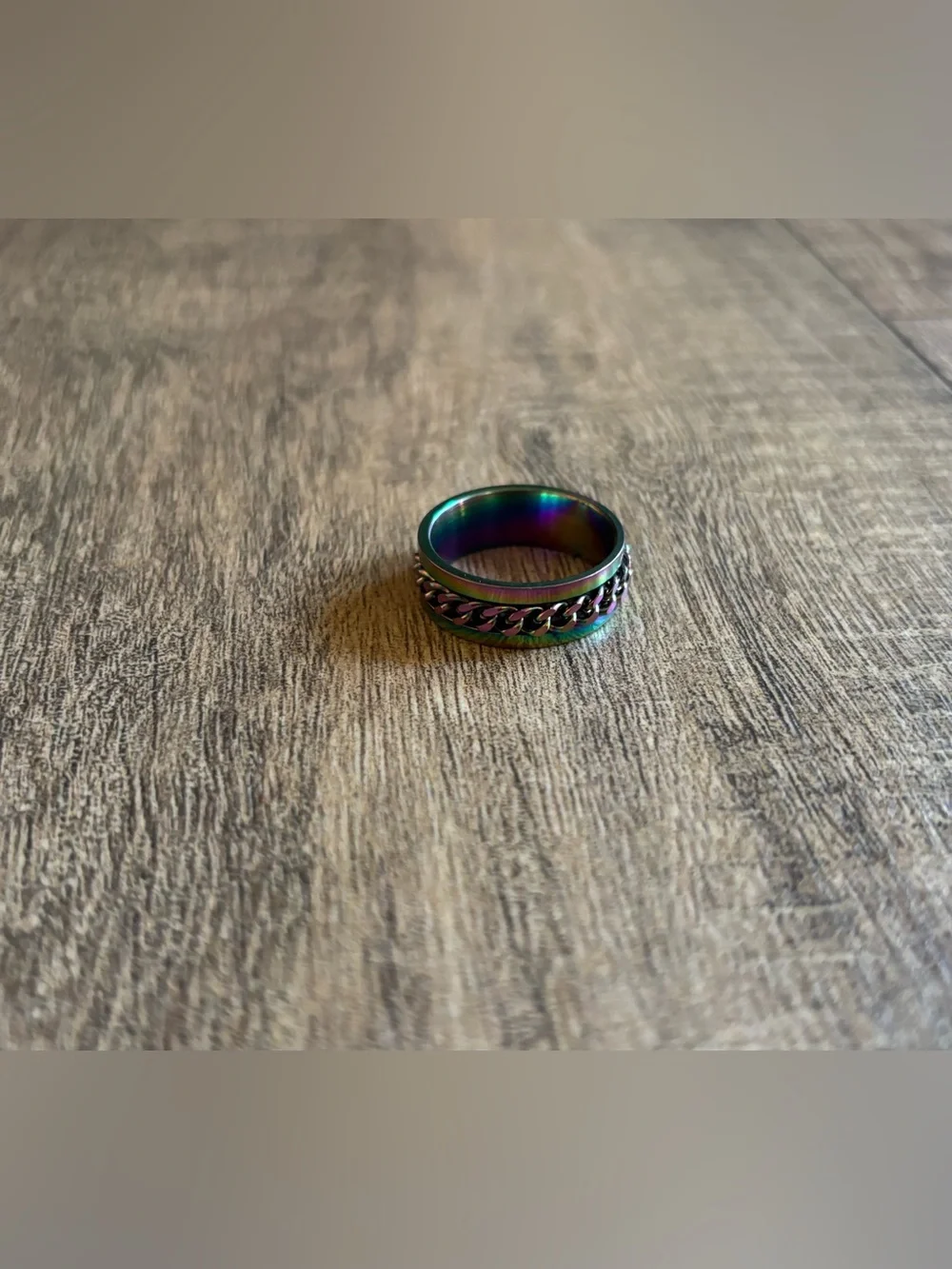 Men’s plus size 15 silver tone multi-color iridescent chain accent ring